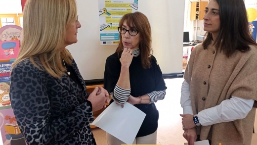 Mª Dolores Serrano, Eugenia Fernández y Alba Rodríguez.